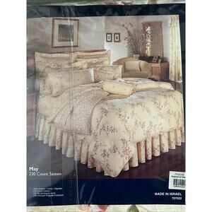 Vintage Sheridan Queen BEDSKIRT Ruffled Yellow Roses Florals Cottagecore